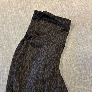Lululemon leggings. Size 6